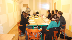 Putren le Jakha participants together in a workshop.
